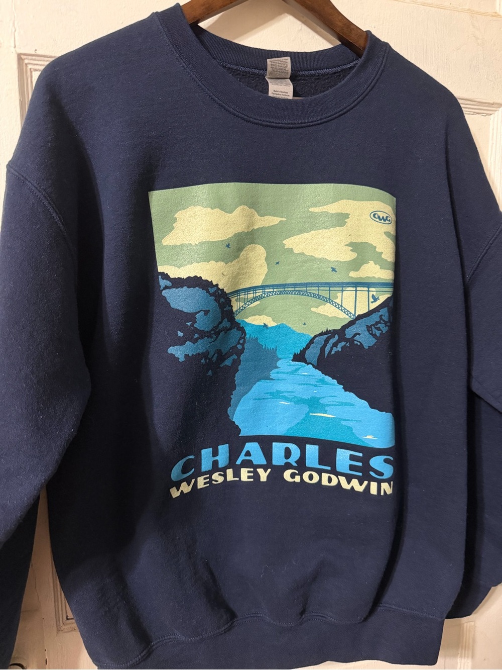 Charles River Wesley Godwin Graphic Sweatshirt in Blue Size Large